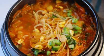 Read more about the article Gimchi Soybean Sprout Gukbab | 김치 콩나물 국밥